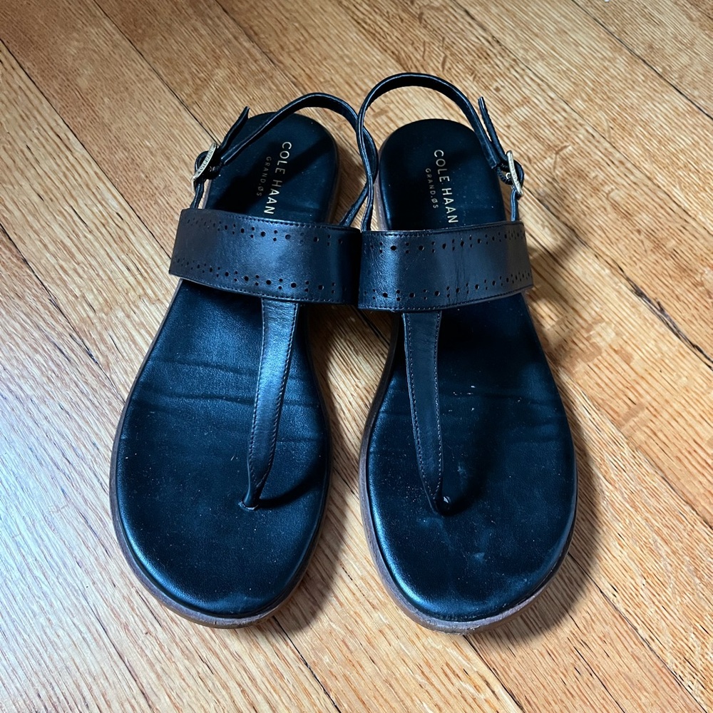 Cole Haan Black leather thong sandals, US 7.